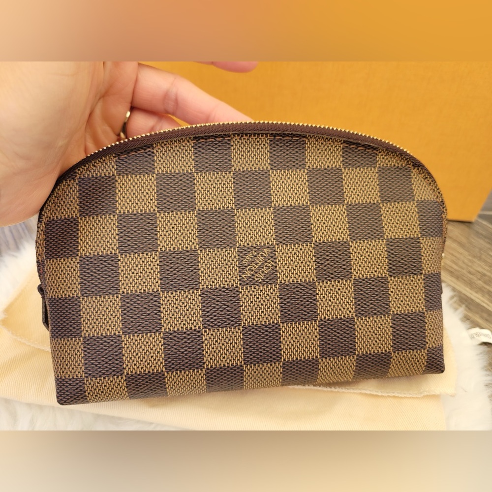 Cosmetic Pouch PM in DE - Picture 7 of 16